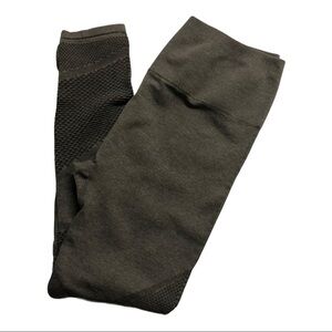 Fabletics‎ Gray Leggings Size Small